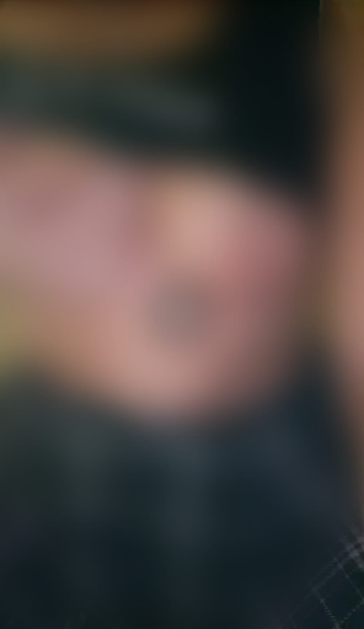 [Video] borsten, kutje en dildo #1